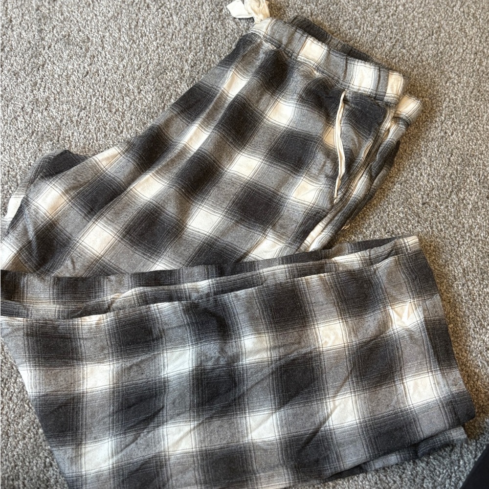 Abercrombie & Fitch Gray Plaid Lounge Pants